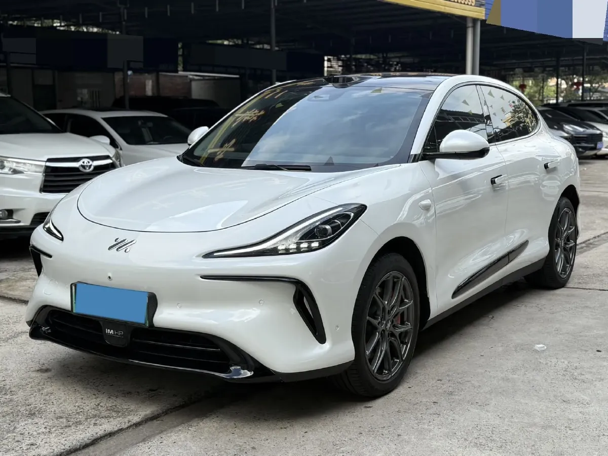 2023 IM LS6 BEV 100KWH,autocango,china used car exporter,china ev exporter,chinese used car exporter,chinese used ev exporter