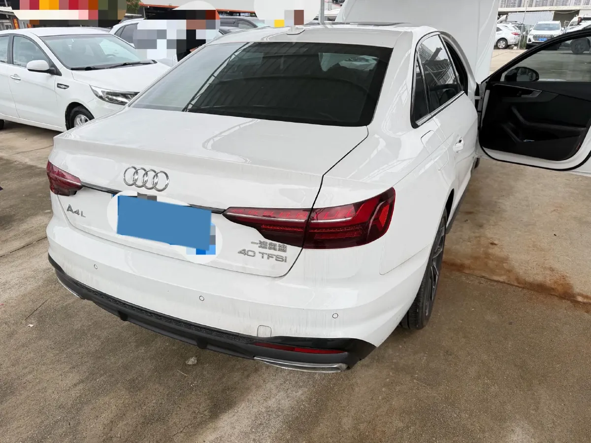 2023 Audi A4L 2.0T 190HP L4 7DCT,autocango,china used car exporter,china ev exporter,chinese used car exporter,chinese used ev exporter