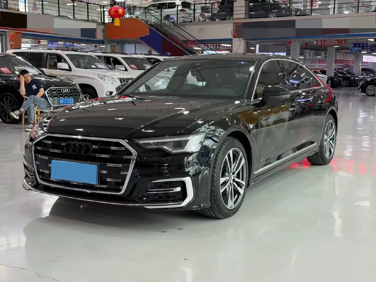 2023 Audi A6L 2.0T 190HP L4 7DCT,autocango,china used car exporter,china ev exporter,chinese used car exporter,chinese used ev exporter