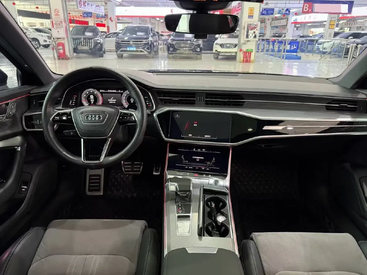 2023 Audi A6L 2.0T 190HP L4 7DCT,autocango,china used car exporter,china ev exporter,chinese used car exporter,chinese used ev exporter