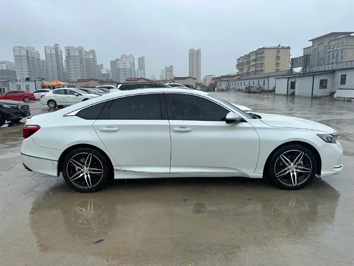 2022 Honda Inspire 1.5T 194HP L4 CVT,autocango,china used car exporter,china ev exporter,chinese used car exporter,chinese used ev exporter