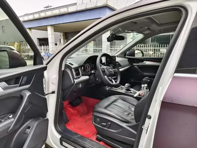 2018 Audi Q5L 2.0T 190HP L4 7DCT,autocango,china used car exporter,china ev exporter,chinese used car exporter,chinese used ev exporter