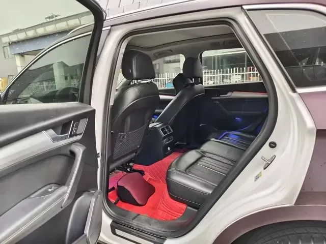 2018 Audi Q5L 2.0T 190HP L4 7DCT,autocango,china used car exporter,china ev exporter,chinese used car exporter,chinese used ev exporter