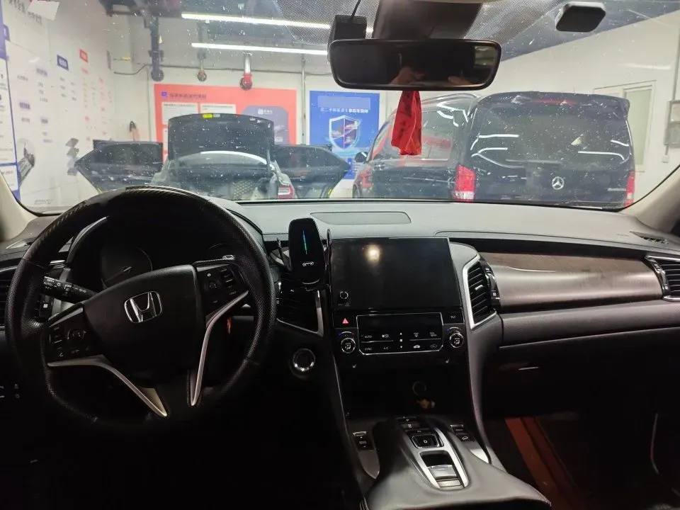 2020 Honda Avancier 2.0T 272HP L4 9AT,autocango,china used car exporter,china ev exporter,chinese used car exporter,chinese used ev exporter