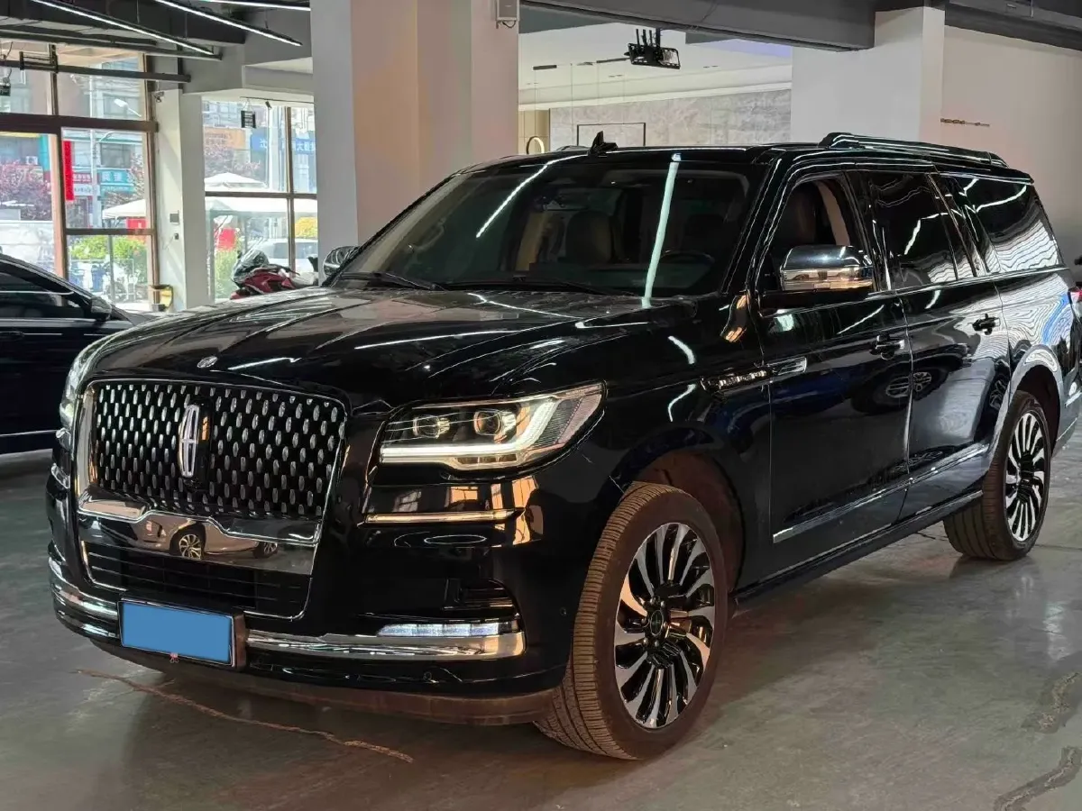 2022 Lincoln Navigator 3.5T 415HP V6 10AT,autocango,china used car exporter,china ev exporter,chinese used car exporter,chinese used ev exporter