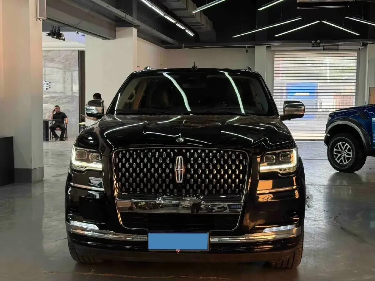 2022 Lincoln Navigator 3.5T 415HP V6 10AT,autocango,china used car exporter,china ev exporter,chinese used car exporter,chinese used ev exporter