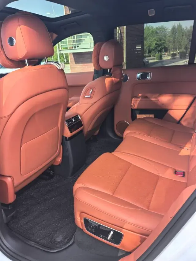 2024 Li L8 Range Extended 154HP REEV 42.8KWH,autocango,china used car exporter,china ev exporter,chinese used car exporter,chinese used ev exporter