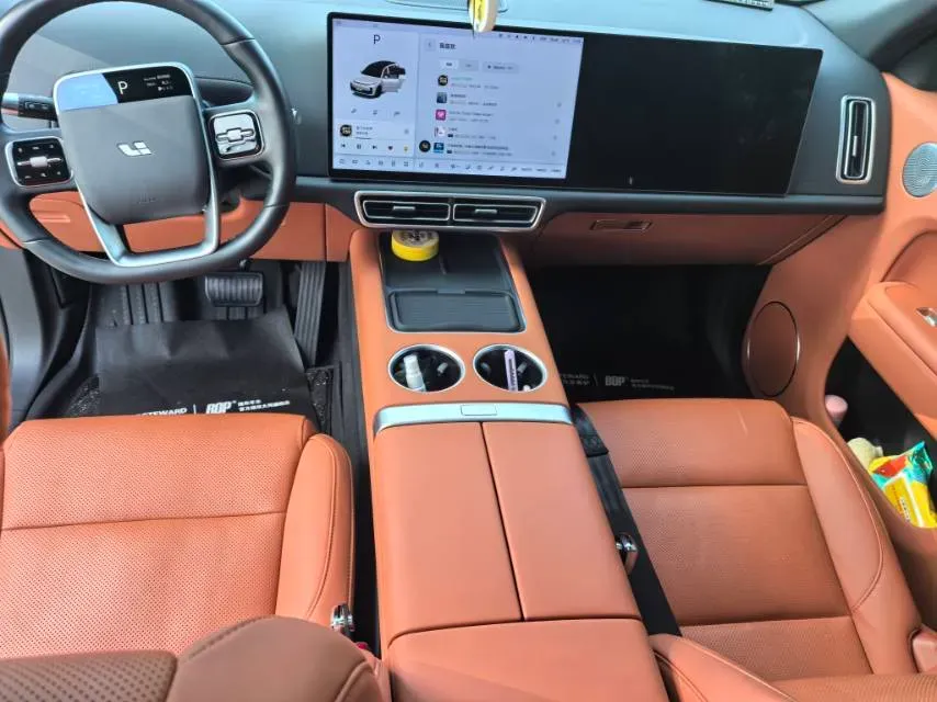 2024 Li L8 Range Extended 154HP REEV 42.8KWH,autocango,china used car exporter,china ev exporter,chinese used car exporter,chinese used ev exporter