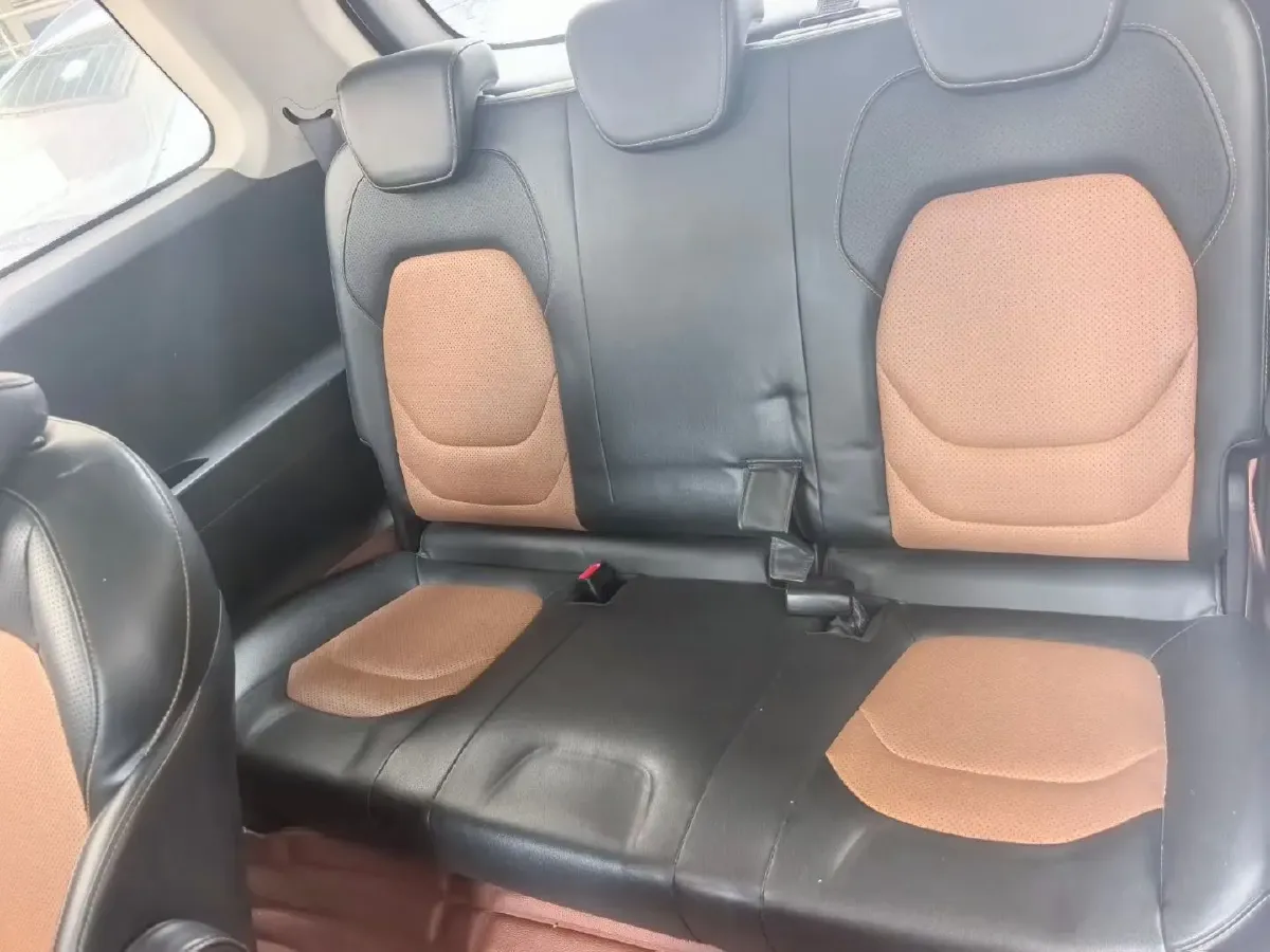 2018 WuLing HongGuang S3 1.5L 112HP L4 6MT,autocango,china used car exporter,china ev exporter,chinese used car exporter,chinese used ev exporter