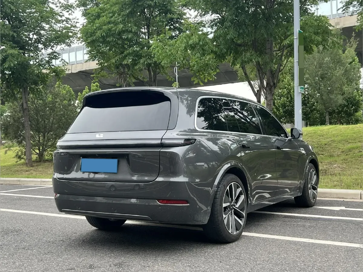 2022 Li L9 Range Extended 154HP REEV 42.6KWH,autocango,china used car exporter,china ev exporter,chinese used car exporter,chinese used ev exporter