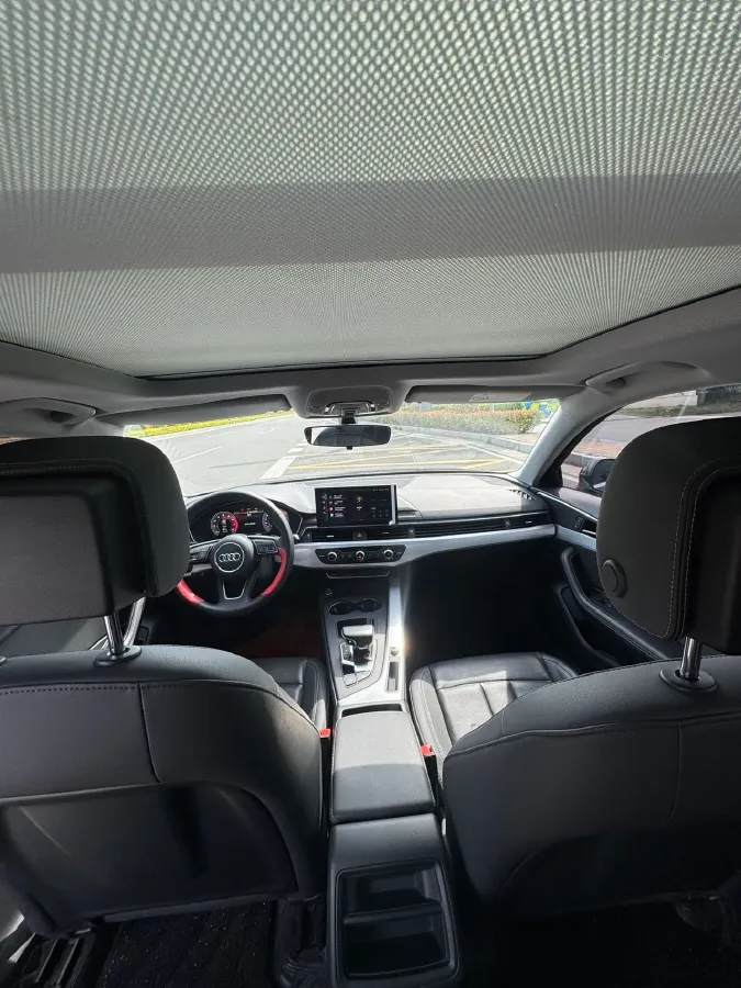 2020 Audi A4L 2.0T 190HP L4 7DCT,autocango,china used car exporter,china ev exporter,chinese used car exporter,chinese used ev exporter