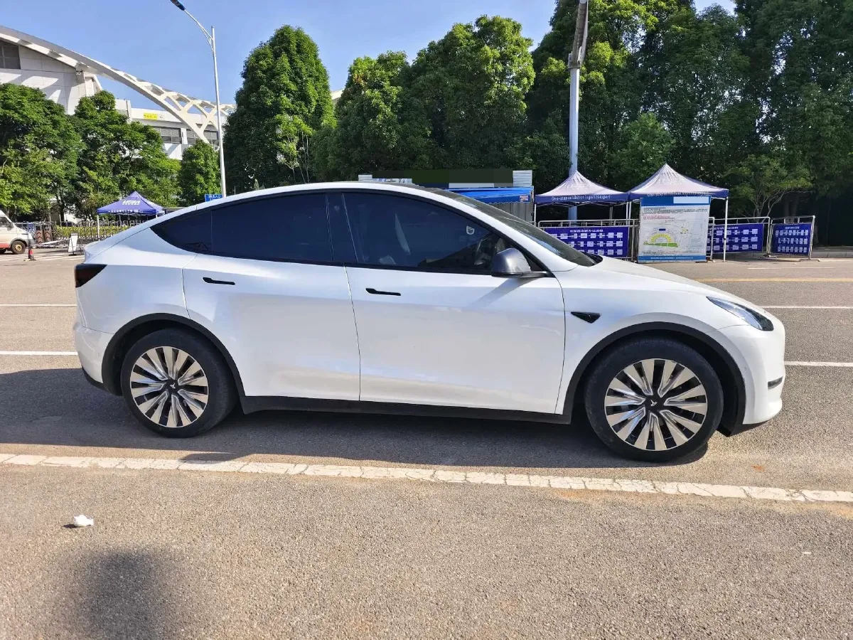 2021 Tesla Model Y BEV 76.8KWH,autocango,china used car exporter,china ev exporter,chinese used car exporter,chinese used ev exporter