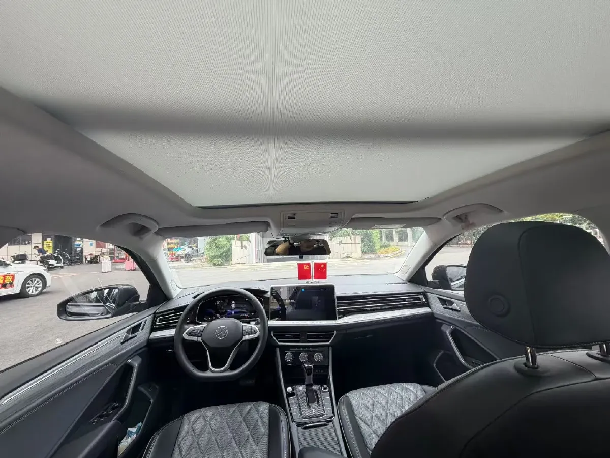 2023 Volkswagen Sagitar 1.5T 160HP L4 7DCT,autocango,china used car exporter,china ev exporter,chinese used car exporter,chinese used ev exporter