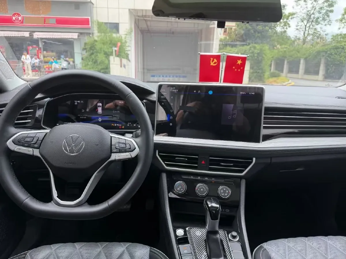 2023 Volkswagen Sagitar 1.5T 160HP L4 7DCT,autocango,china used car exporter,china ev exporter,chinese used car exporter,chinese used ev exporter