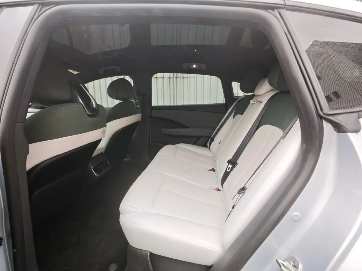 2025 Nissan N7 BEV 73KWH,autocango,china used car exporter,china ev exporter,chinese used car exporter,chinese used ev exporter