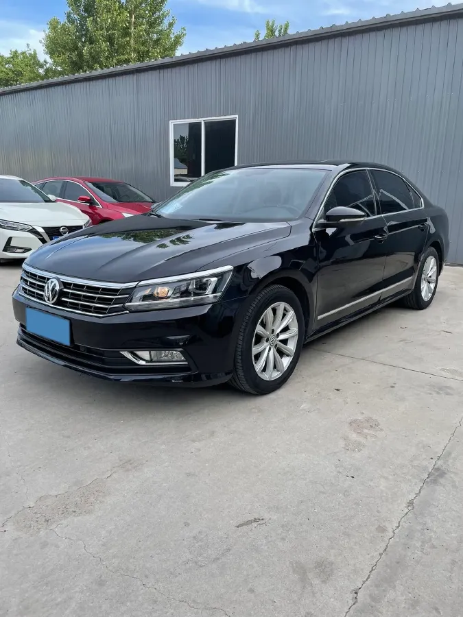 2017 Volkswagen Passat 1.8T 180HP L4 7DCT,autocango,china used car exporter,china ev exporter,chinese used car exporter,chinese used ev exporter