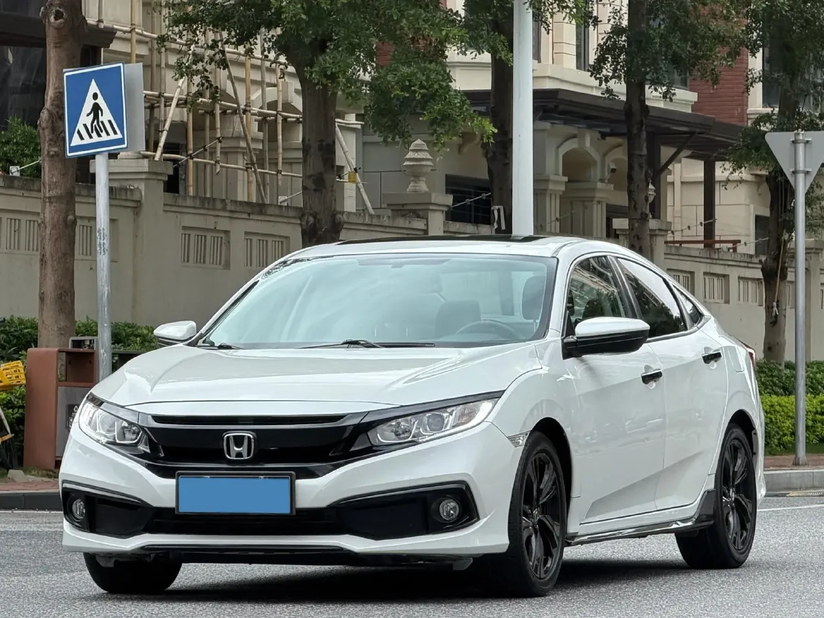 2019 Honda Civic 1.5T 177HP L4 CVT,autocango,china used car exporter,china ev exporter,chinese used car exporter,chinese used ev exporter