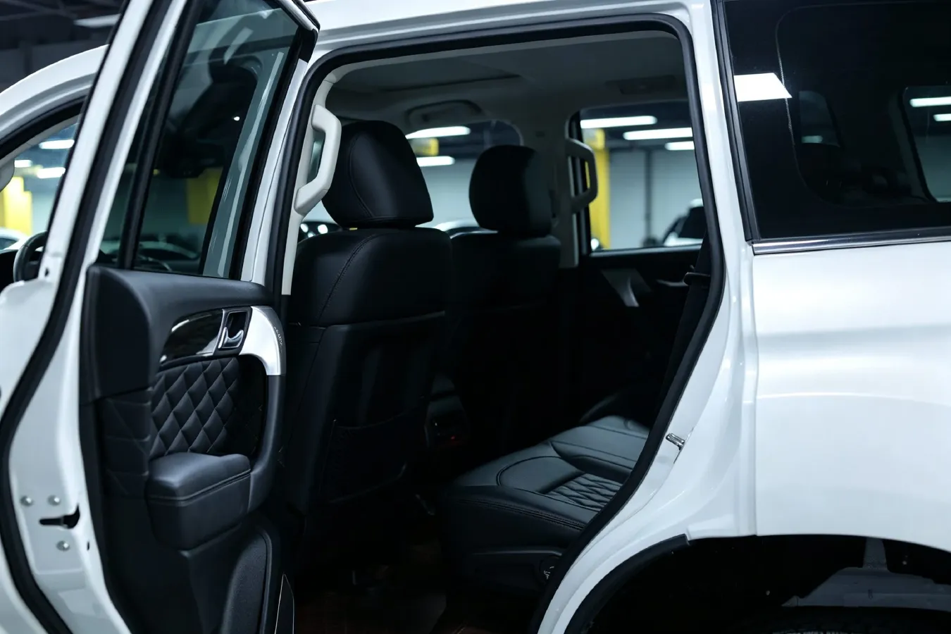 2022 Haval H9 2.0T 224HP L4 8AT,autocango,china used car exporter,china ev exporter,chinese used car exporter,chinese used ev exporter