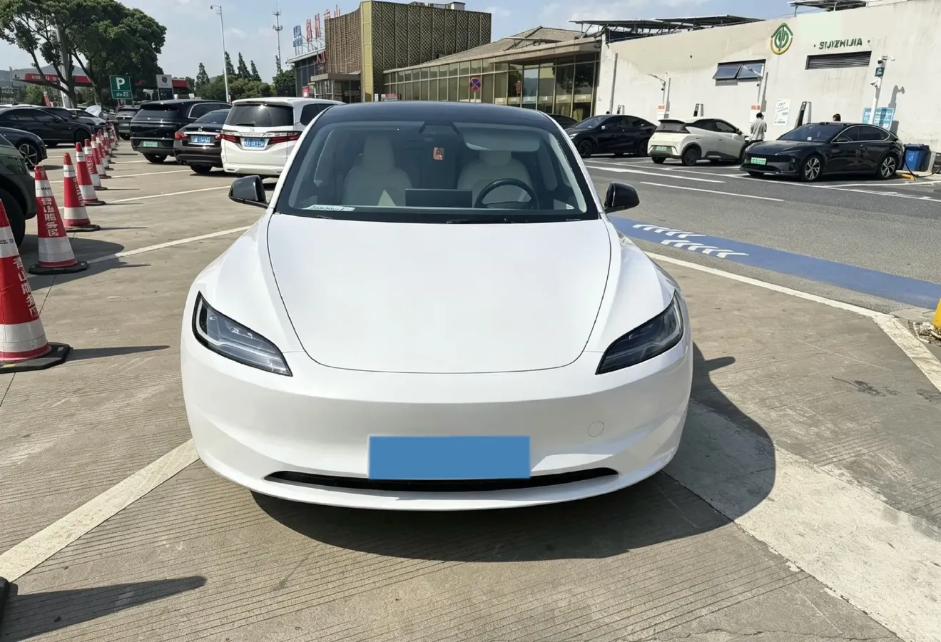 2023 HYPTEC GT BEV 80KWH,autocango,china used car exporter,china ev exporter,chinese used car exporter,chinese used ev exporter