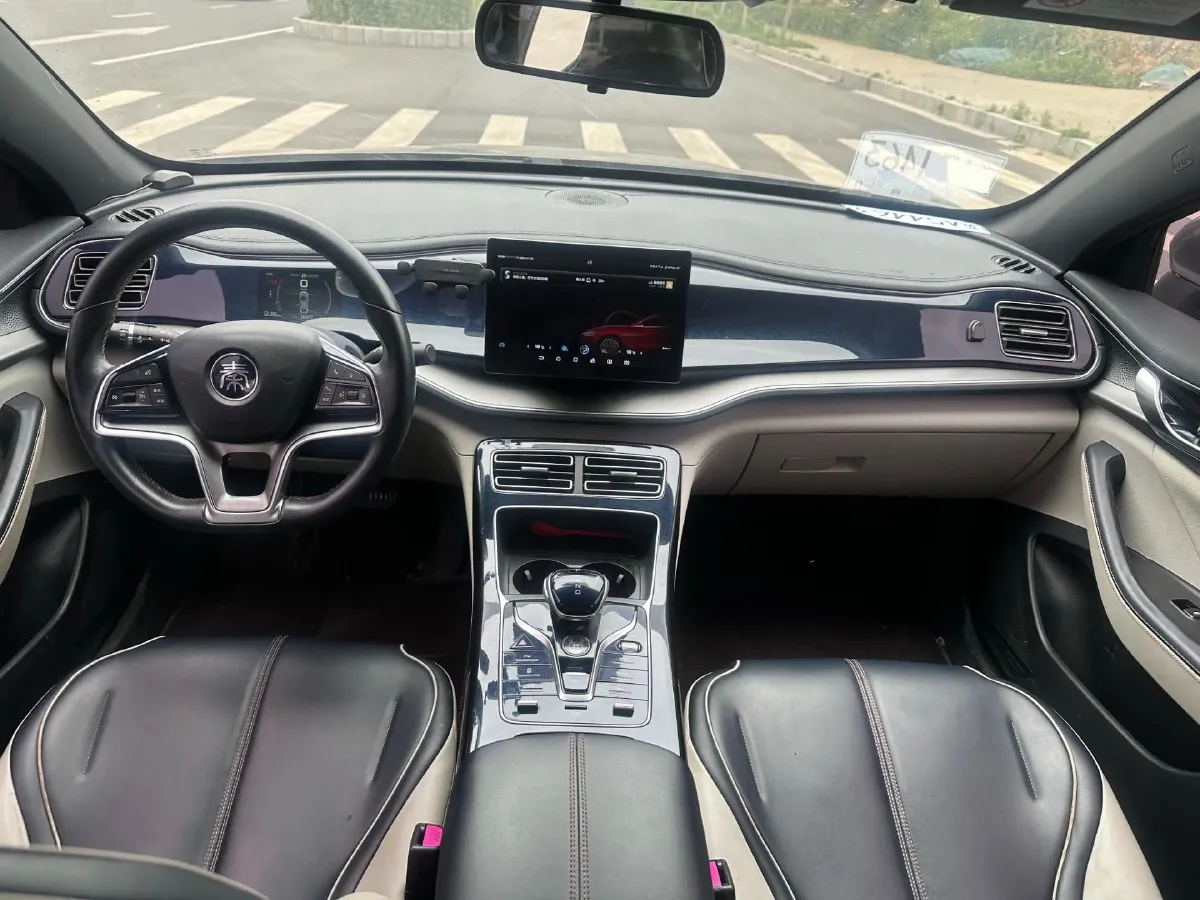 2021 MAXUS G50 1.5T 169HP L4 7DCT,autocango,china used car exporter,china ev exporter,chinese used car exporter,chinese used ev exporter
