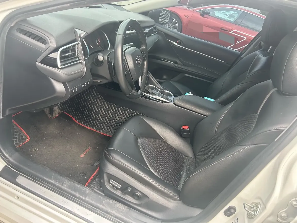 2019 Toyota Camry 2.5L 209HP L4 8AT,autocango,china used car exporter,china ev exporter,chinese used car exporter,chinese used ev exporter