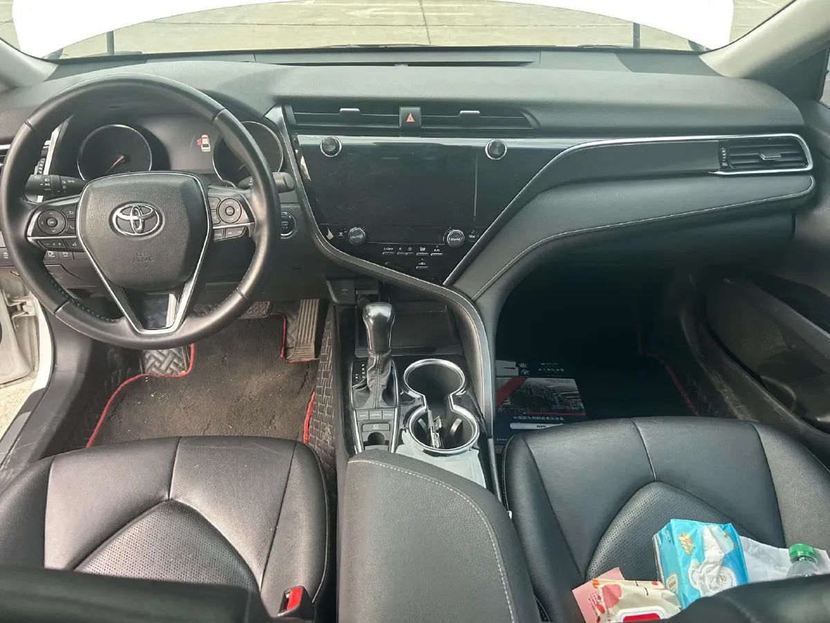 2019 Toyota Camry 2.5L 209HP L4 8AT,autocango,china used car exporter,china ev exporter,chinese used car exporter,chinese used ev exporter