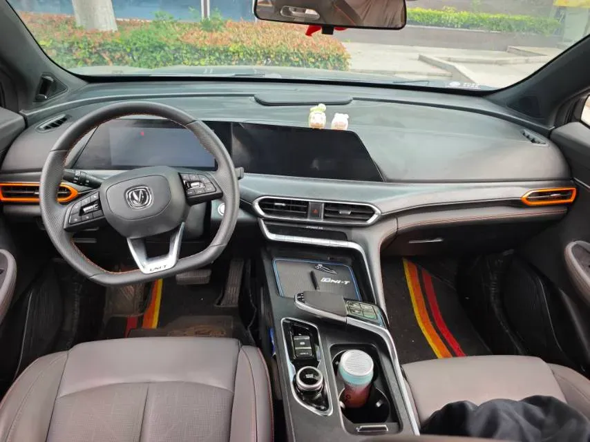2022 ChangAn UNI-T 1.5T 188HP L4 7DCT,autocango,china used car exporter,china ev exporter,chinese used car exporter,chinese used ev exporter