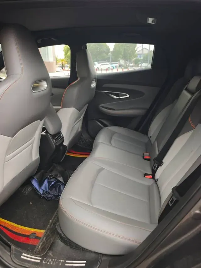 2022 ChangAn UNI-T 1.5T 188HP L4 7DCT,autocango,china used car exporter,china ev exporter,chinese used car exporter,chinese used ev exporter