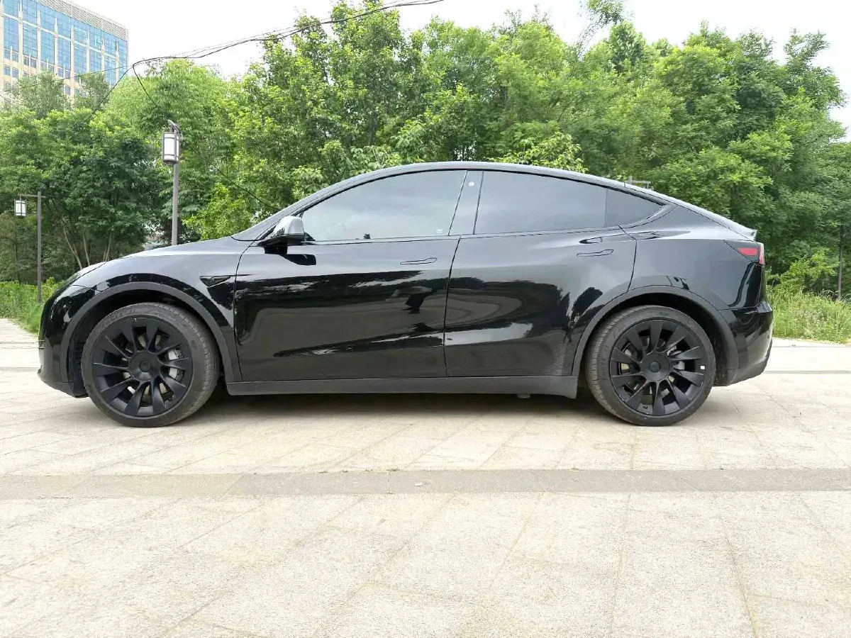 2022 Tesla Model Y BEV 60KWH,autocango,china used car exporter,china ev exporter,chinese used car exporter,chinese used ev exporter