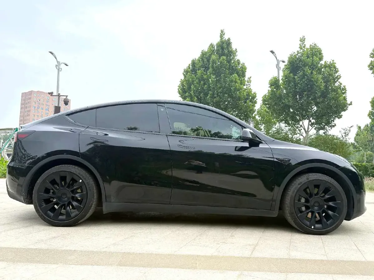 2022 Tesla Model Y BEV 60KWH,autocango,china used car exporter,china ev exporter,chinese used car exporter,chinese used ev exporter