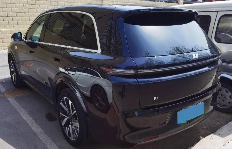 2023 Li L8 Range Extended 154HP REEV 40.9KWH,autocango,china used car exporter,china ev exporter,chinese used car exporter,chinese used ev exporter