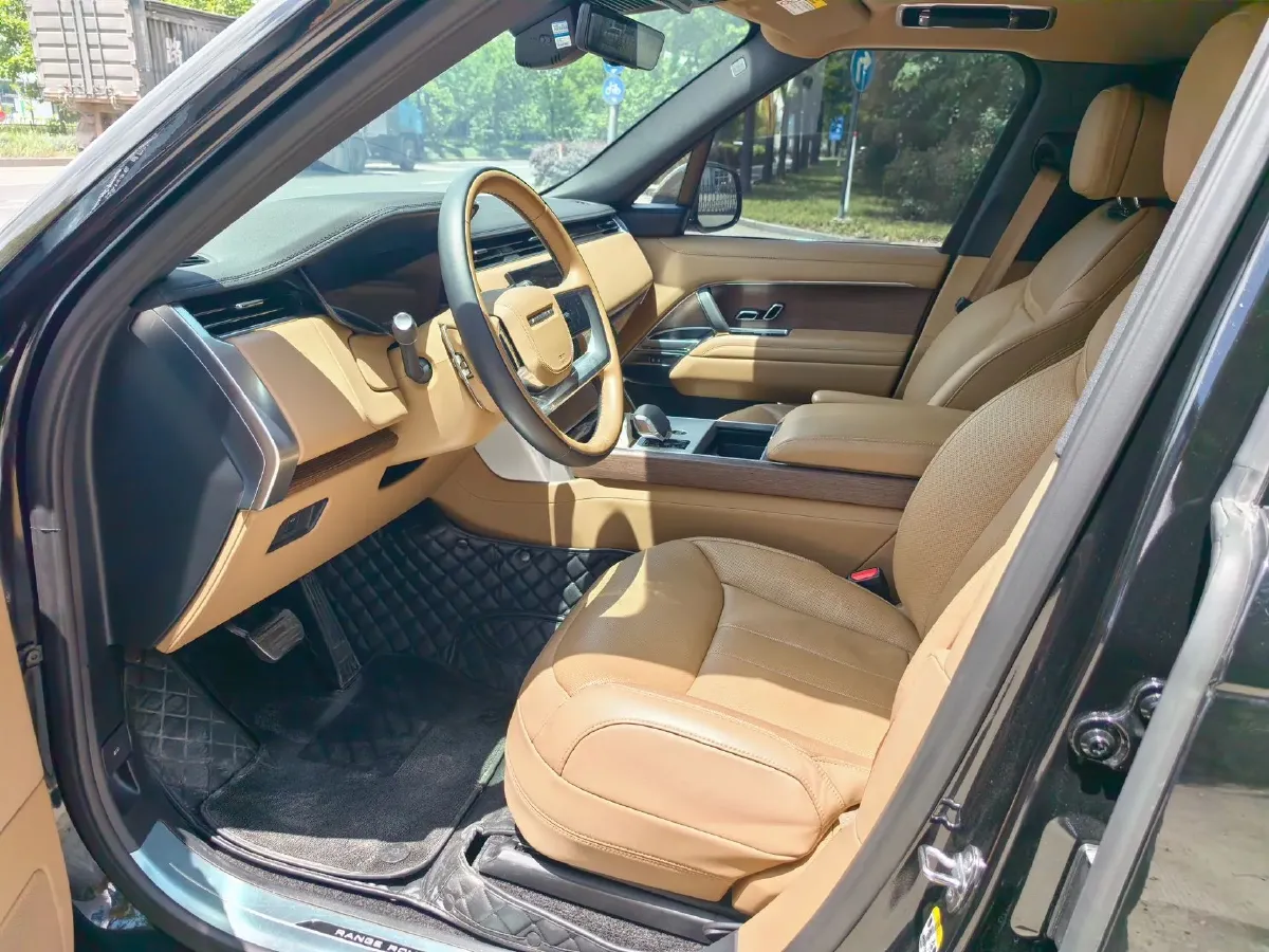 2024 Land Rover Range Rover 3.0T 400HP L6 8AT,autocango,china used car exporter,china ev exporter,chinese used car exporter,chinese used ev exporter