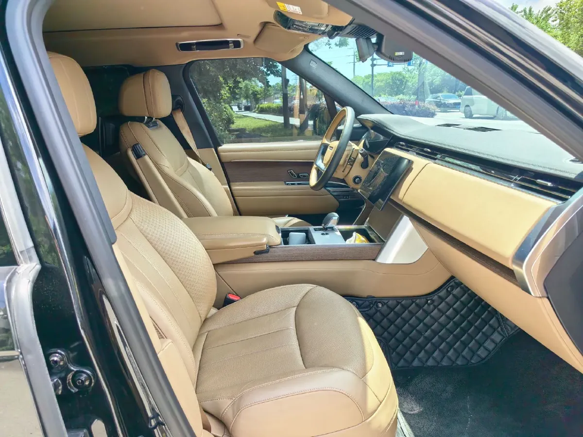 2024 Land Rover Range Rover 3.0T 400HP L6 8AT,autocango,china used car exporter,china ev exporter,chinese used car exporter,chinese used ev exporter