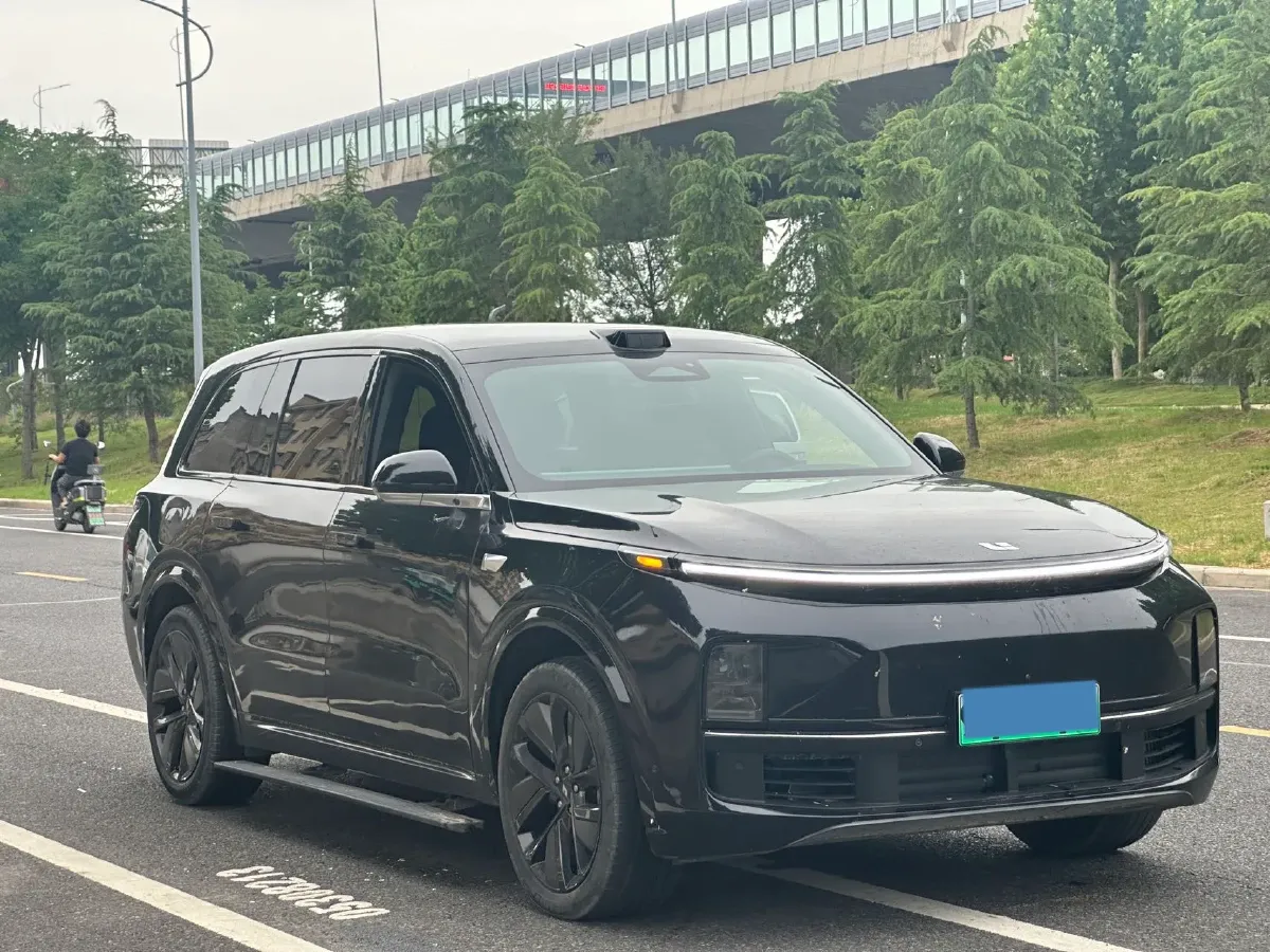 2022 Li L9 Range Extended 154HP REEV 42.6KWH,autocango,china used car exporter,china ev exporter,chinese used car exporter,chinese used ev exporter