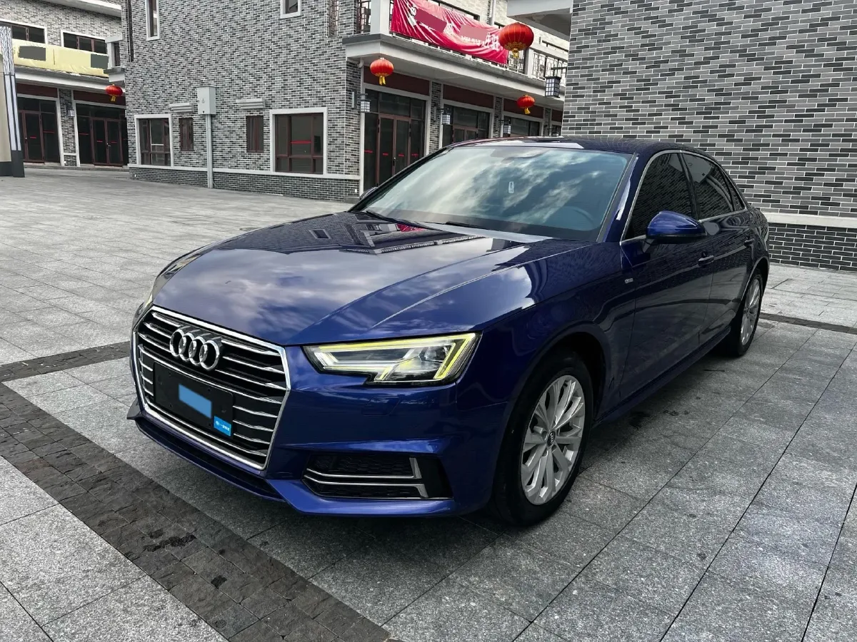 2019 Audi A4L 2.0T 190HP L4 7DCT,autocango,china used car exporter,china ev exporter,chinese used car exporter,chinese used ev exporter