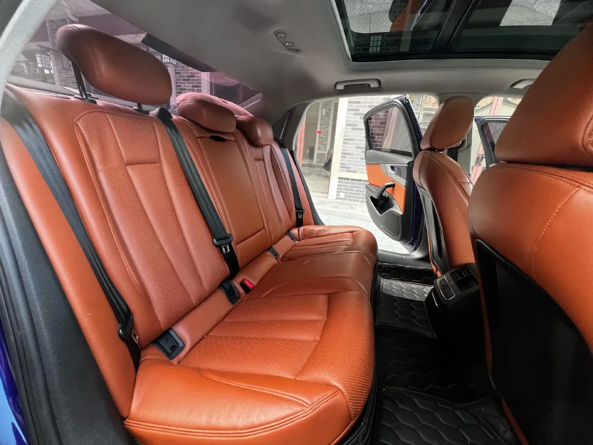 2019 Audi A4L 2.0T 190HP L4 7DCT,autocango,china used car exporter,china ev exporter,chinese used car exporter,chinese used ev exporter
