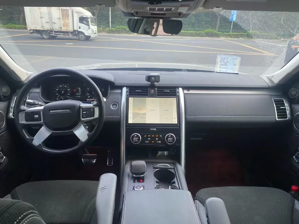 2021 Land Rover Discovery 3.0T 360HP L6 8AT,autocango,china used car exporter,china ev exporter,chinese used car exporter,chinese used ev exporter