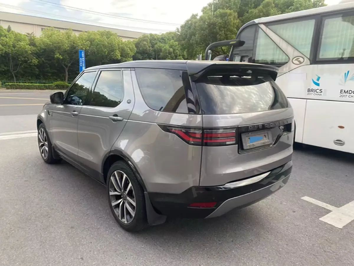 2021 Land Rover Discovery 3.0T 360HP L6 8AT,autocango,china used car exporter,china ev exporter,chinese used car exporter,chinese used ev exporter