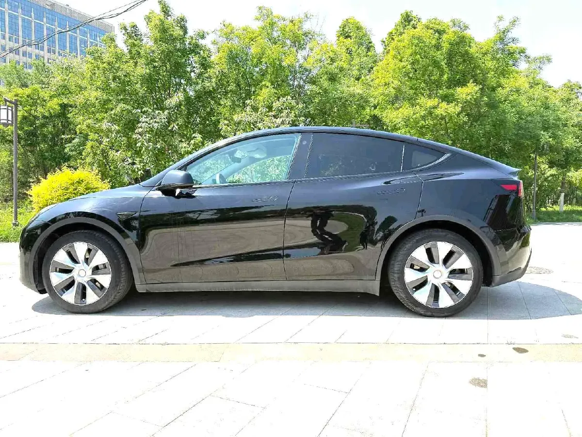 2022 Tesla Model Y BEV 60KWH,autocango,china used car exporter,china ev exporter,chinese used car exporter,chinese used ev exporter