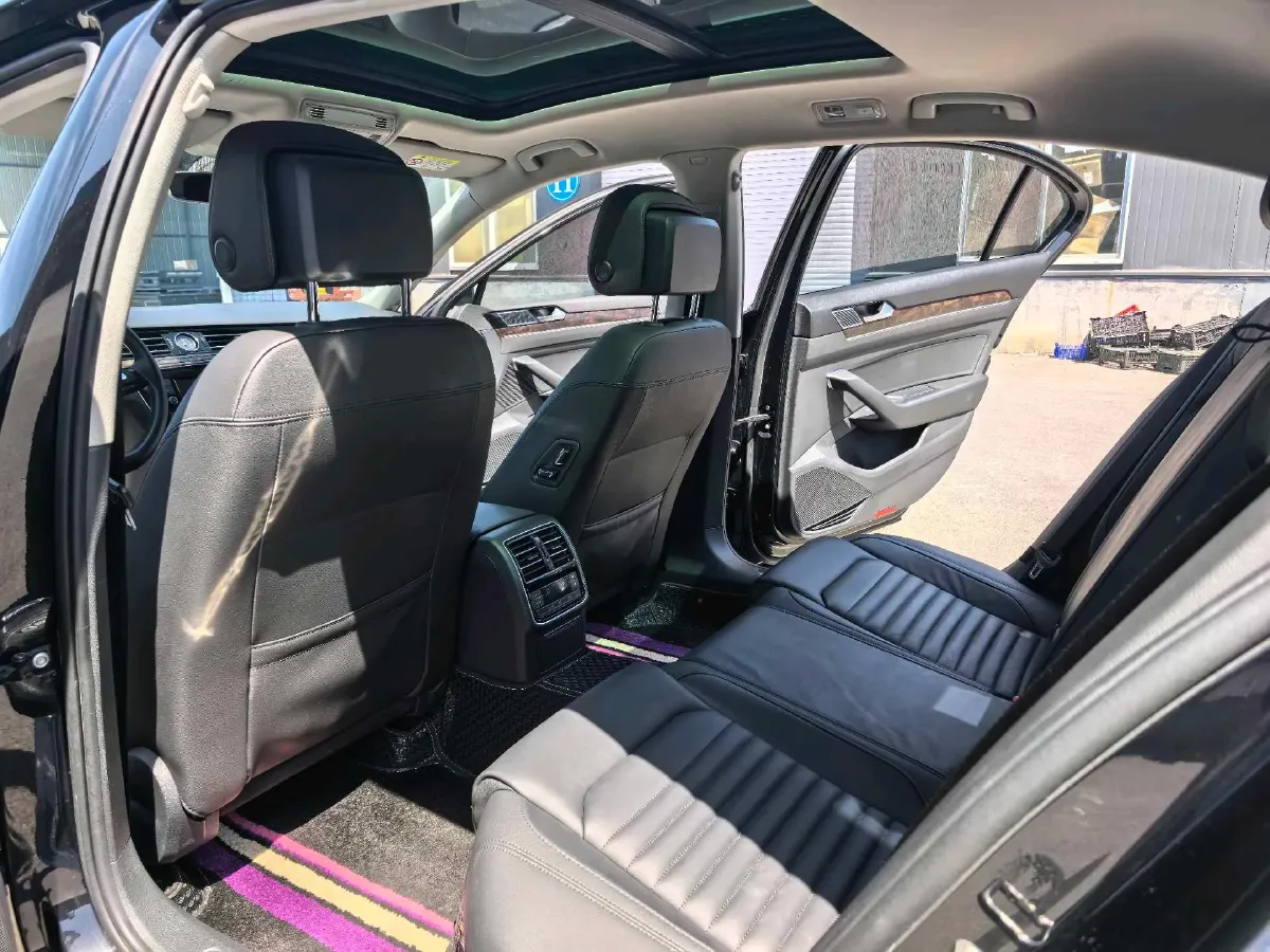 2019 Volkswagen Tayron 2.0T 186HP L4 7DCT,autocango,china used car exporter,china ev exporter,chinese used car exporter,chinese used ev exporter