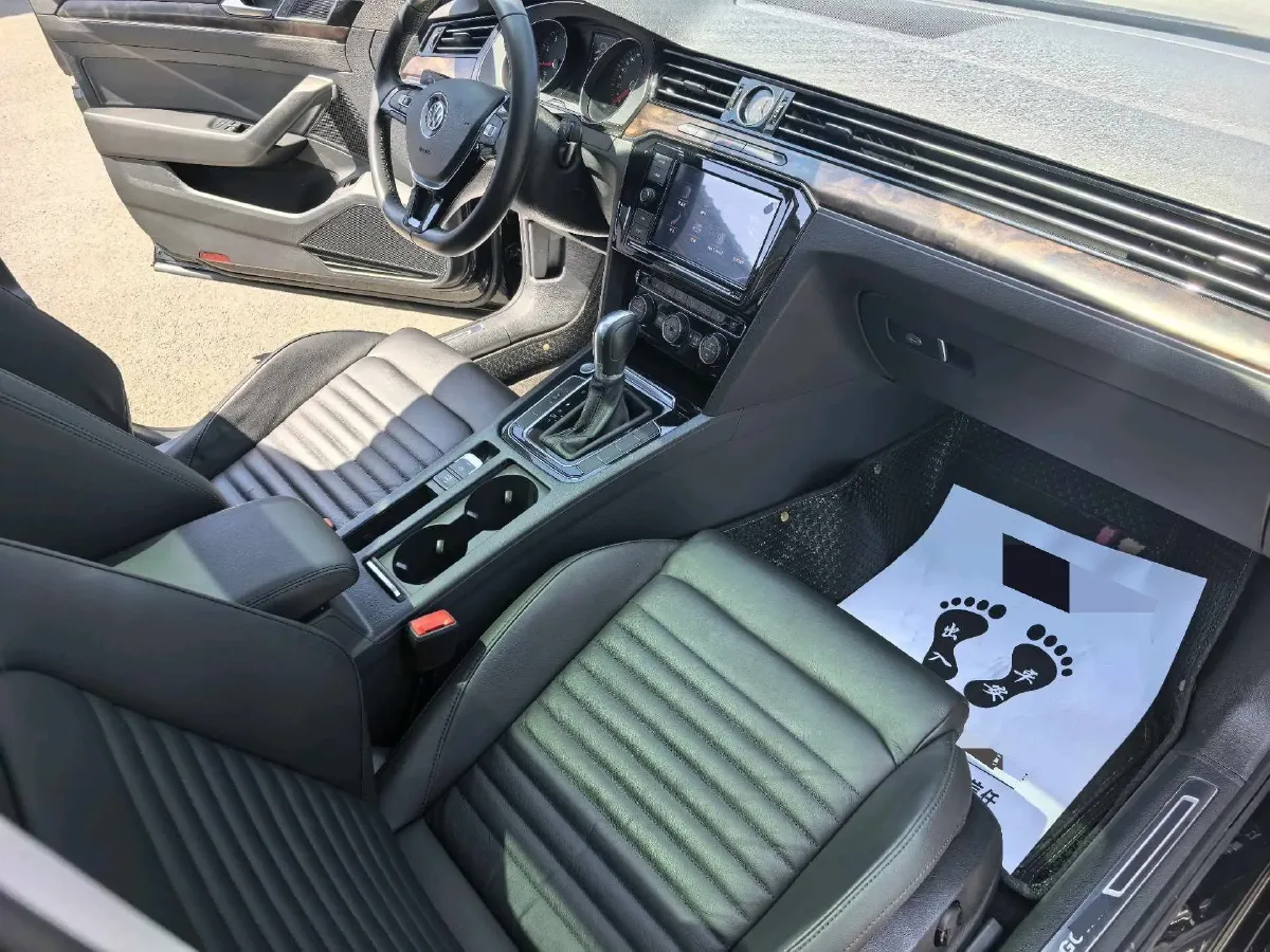 2019 Volkswagen Tayron 2.0T 186HP L4 7DCT,autocango,china used car exporter,china ev exporter,chinese used car exporter,chinese used ev exporter
