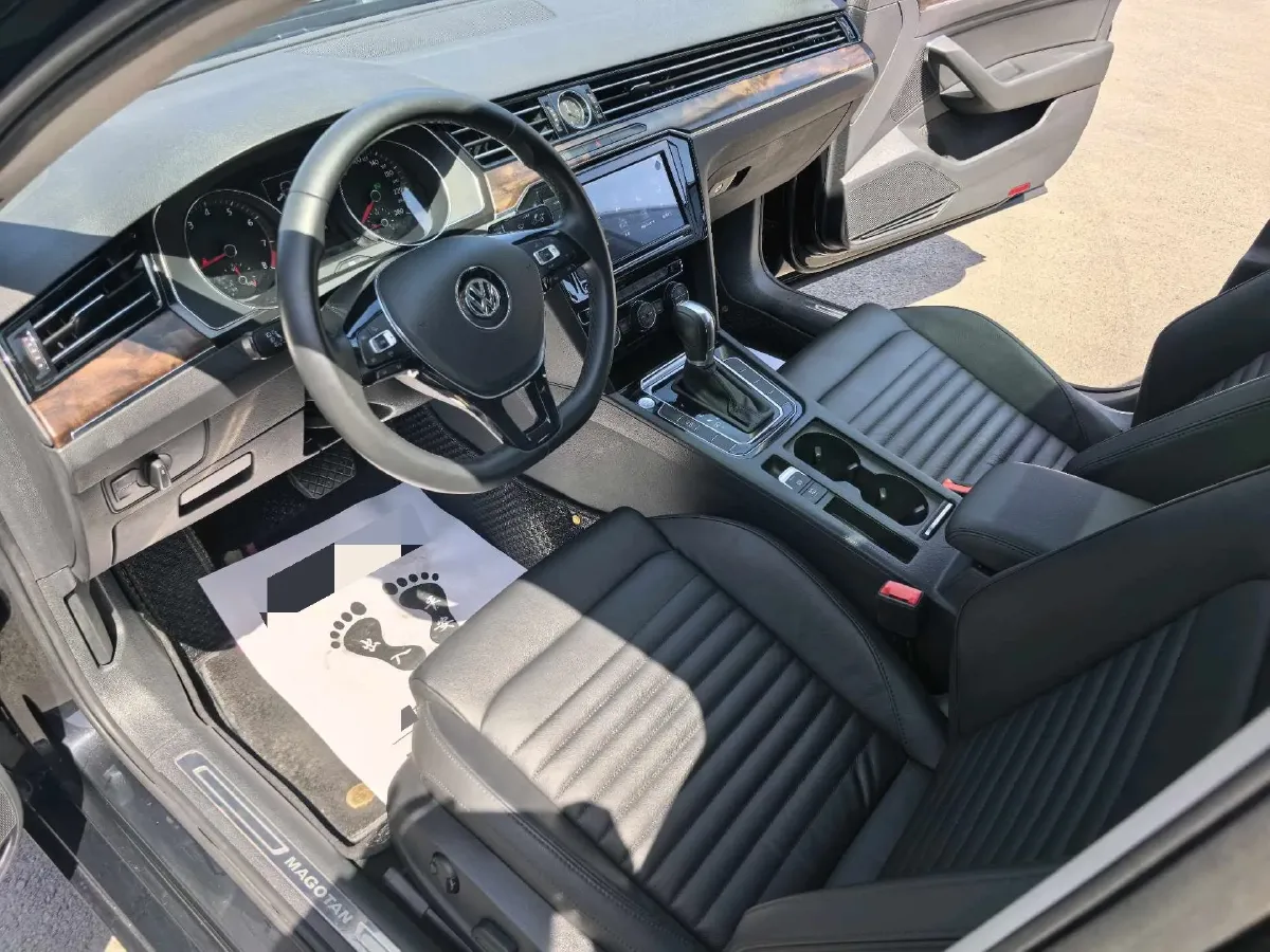 2019 Volkswagen Tayron 2.0T 186HP L4 7DCT,autocango,china used car exporter,china ev exporter,chinese used car exporter,chinese used ev exporter