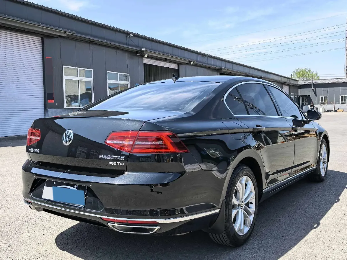 2019 Volkswagen Tayron 2.0T 186HP L4 7DCT,autocango,china used car exporter,china ev exporter,chinese used car exporter,chinese used ev exporter