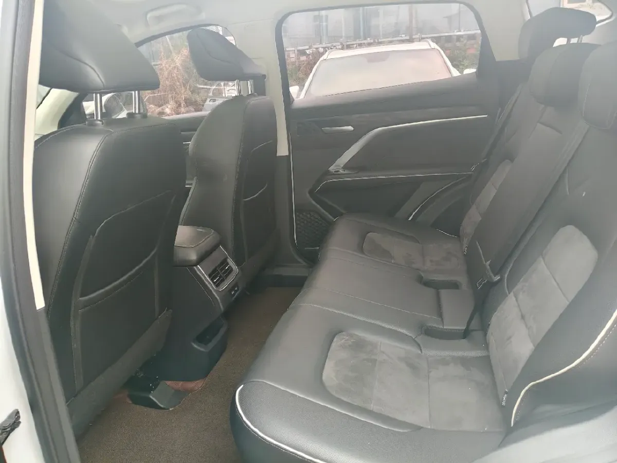 2021 Haval H6 1.5T 169HP L4 7DCT,autocango,china used car exporter,china ev exporter,chinese used car exporter,chinese used ev exporter
