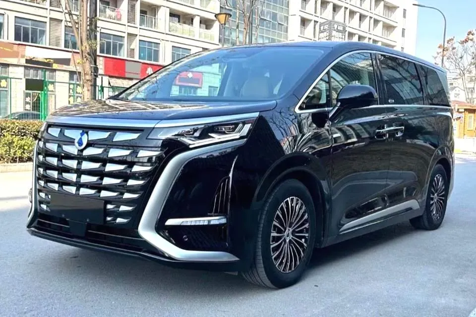 2025 Denza D9 1.5T 156HP L4 E-CVT PHEV,autocango,china used car exporter,china ev exporter,chinese used car exporter,chinese used ev exporter
