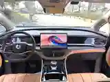 2025 Denza D9 1.5T 156HP L4 E-CVT PHEV