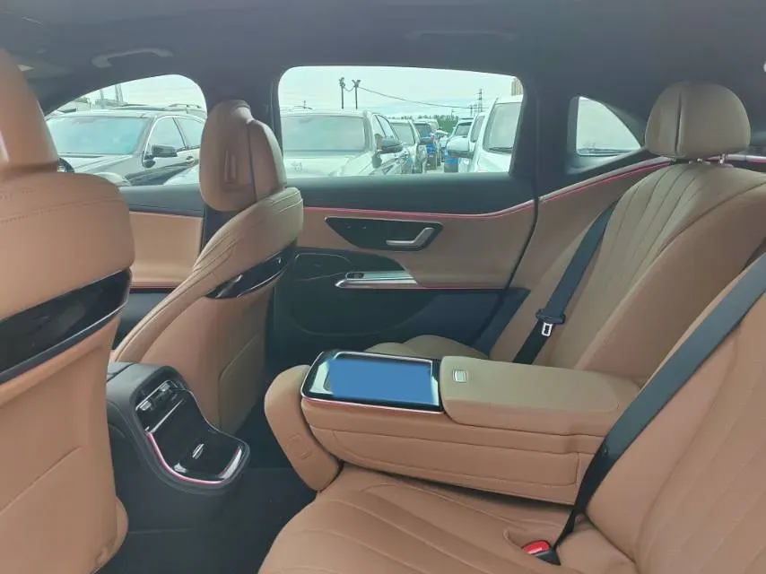 2024 Mercedes-Benz E Class 2.0T 204HP L4 9AT,autocango,china used car exporter,china ev exporter,chinese used car exporter,chinese used ev exporter