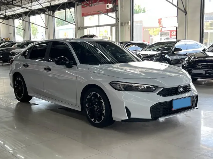 2025 Honda Civic 2.0L 143HP L4 E-CVT Hybrid,autocango,china used car exporter,china ev exporter,chinese used car exporter,chinese used ev exporter