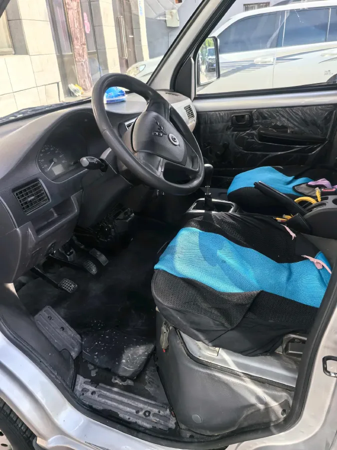 2019 WuLing RongGuang New Truck 1.5L 107HP L4 5MT,autocango,china used car exporter,china ev exporter,chinese used car exporter,chinese used ev exporter