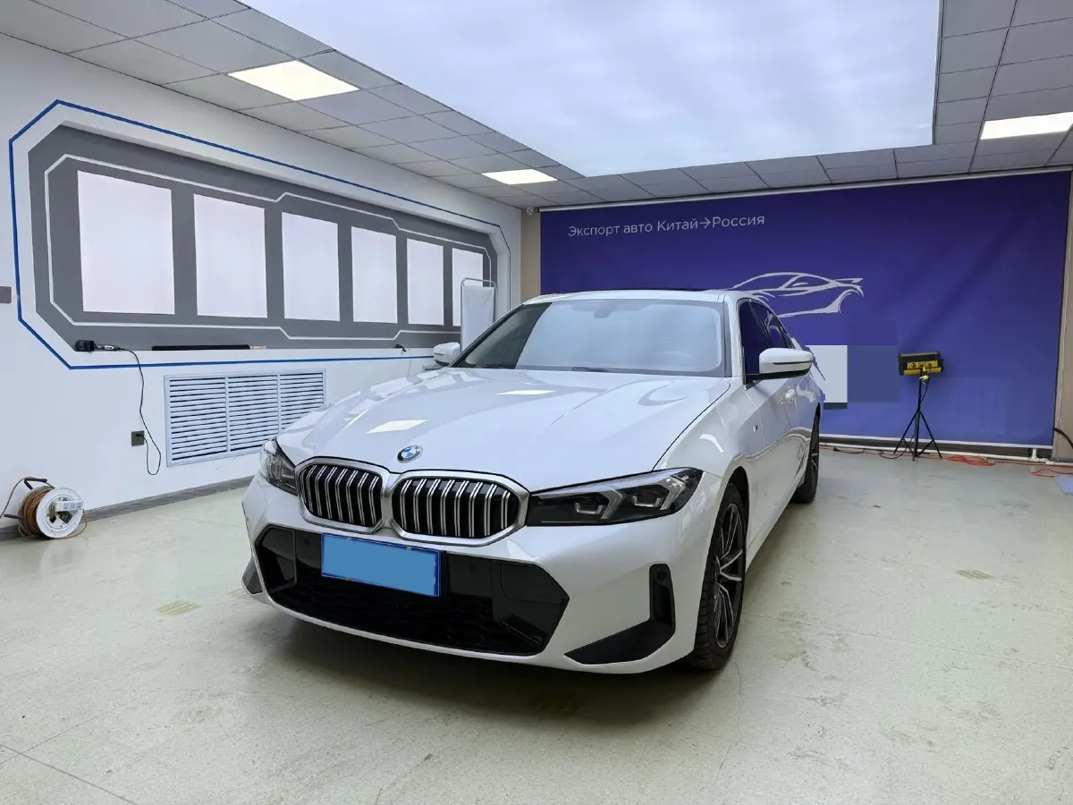 2023 BMW 3 Series 2.0T 156HP L4 8AT,autocango,china used car exporter,china ev exporter,chinese used car exporter,chinese used ev exporter
